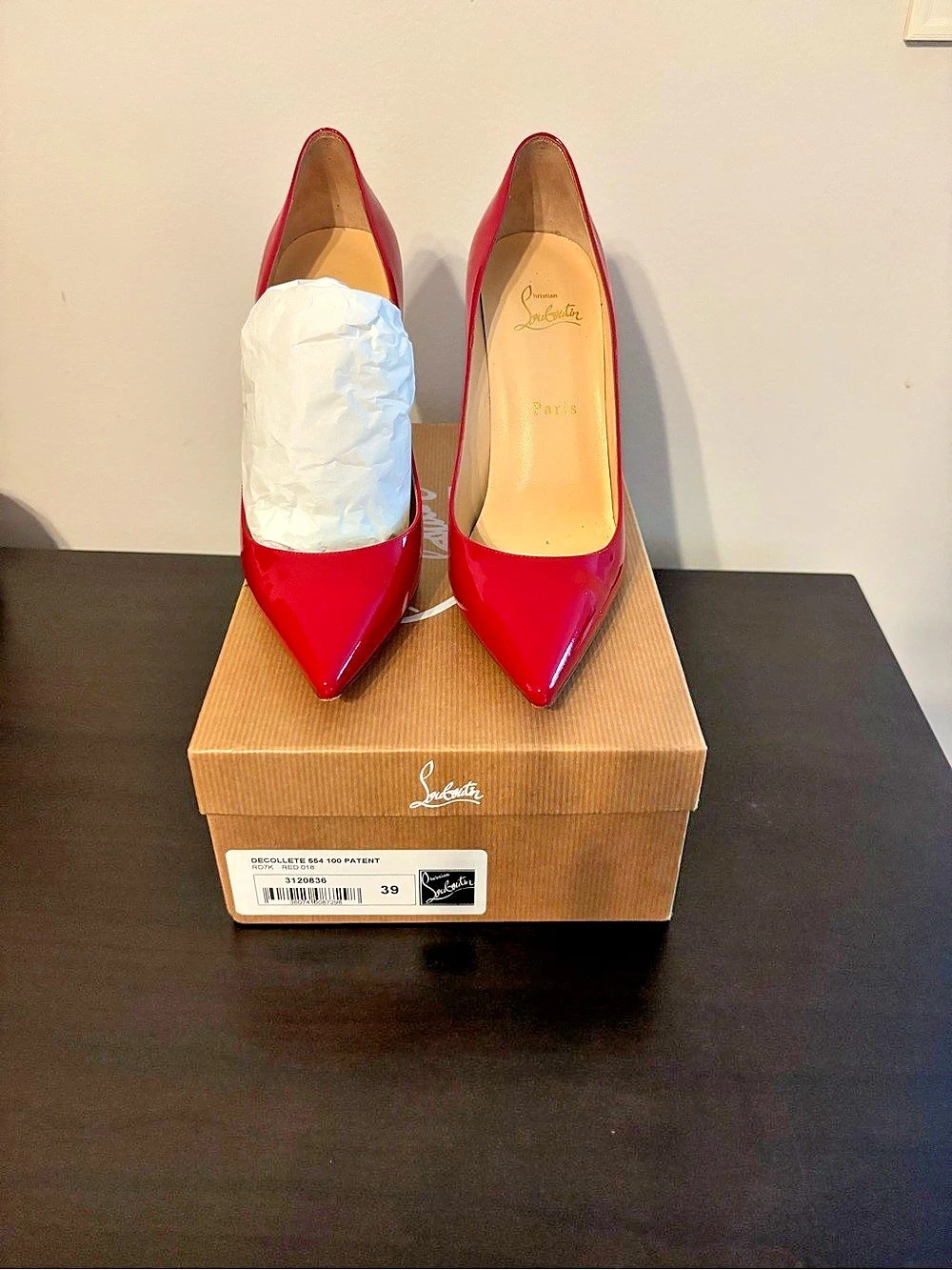 Christian Louboutin Decollete 554 100 Patent Red 018 Pumps Red EU 39